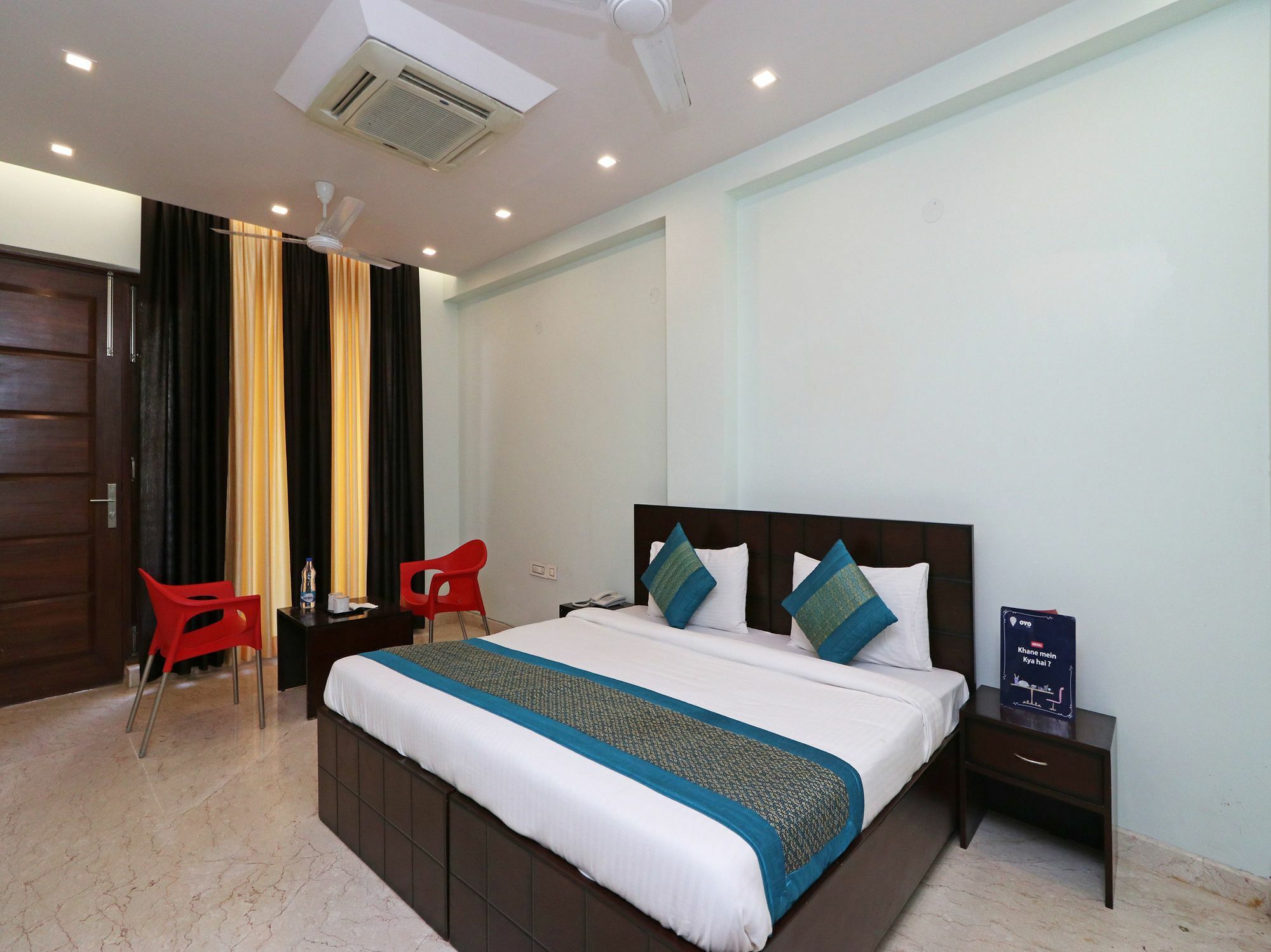 Hotel Oyo 9664 Sector 48 Gurgaon Esterno foto