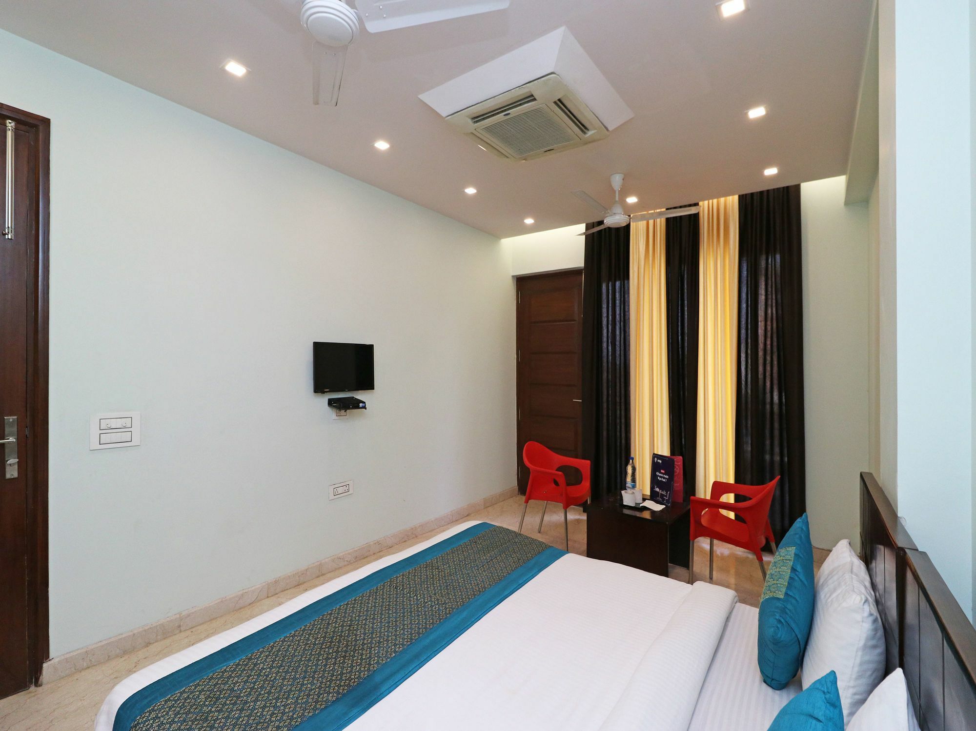 Hotel Oyo 9664 Sector 48 Gurgaon Esterno foto